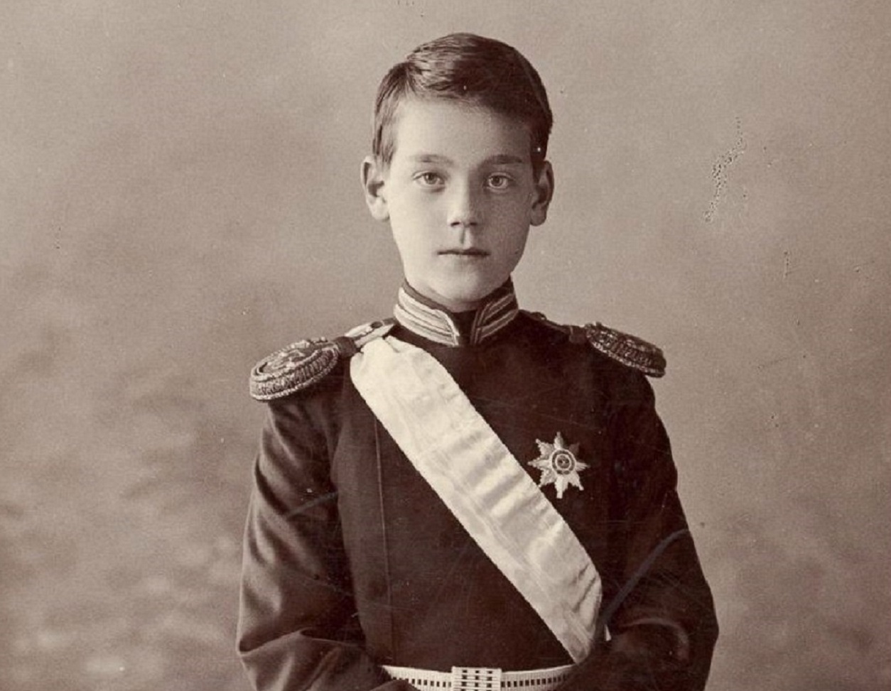 B&W photo of Grand Duke Mikhail Alexandrovich Romanov looking at camera - 1891.