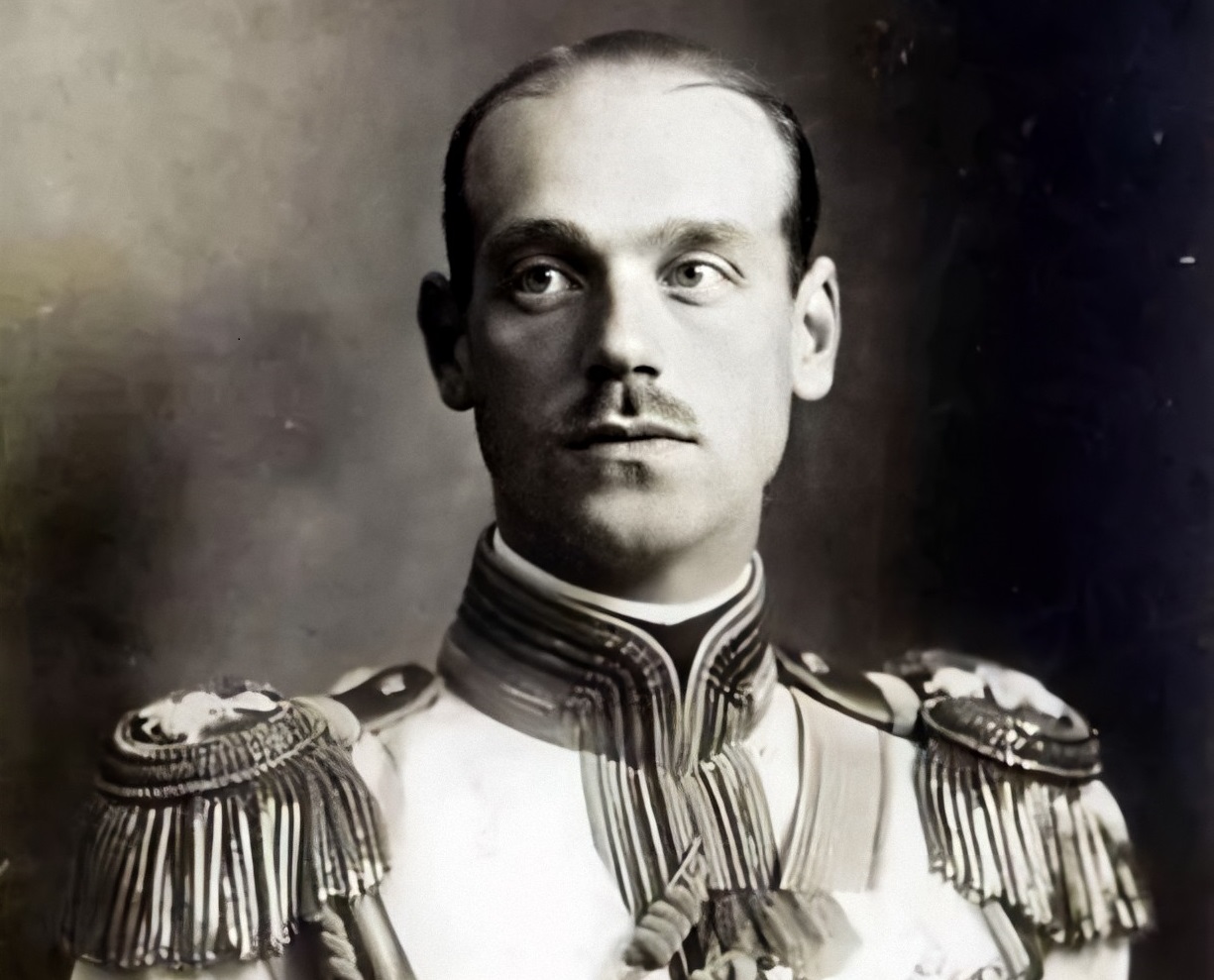 Mikhail Alexandrovich Romanov (General) - is looking at side - 1914