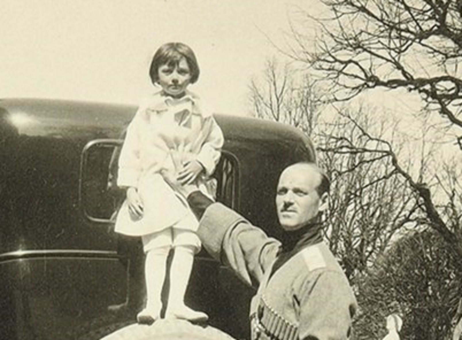 B&W photo of Grand Duke Mikhail Alexandrovich Romanov with his son outside - circa 1912 - 1914