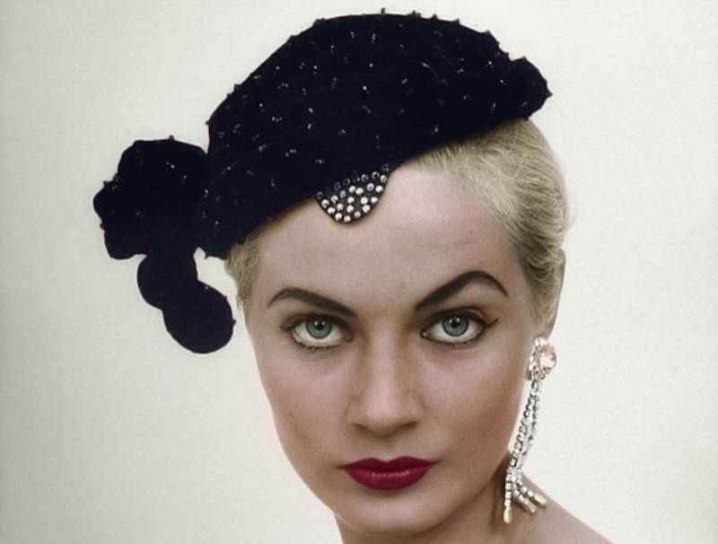 Anita Ekberg in hat and earrings