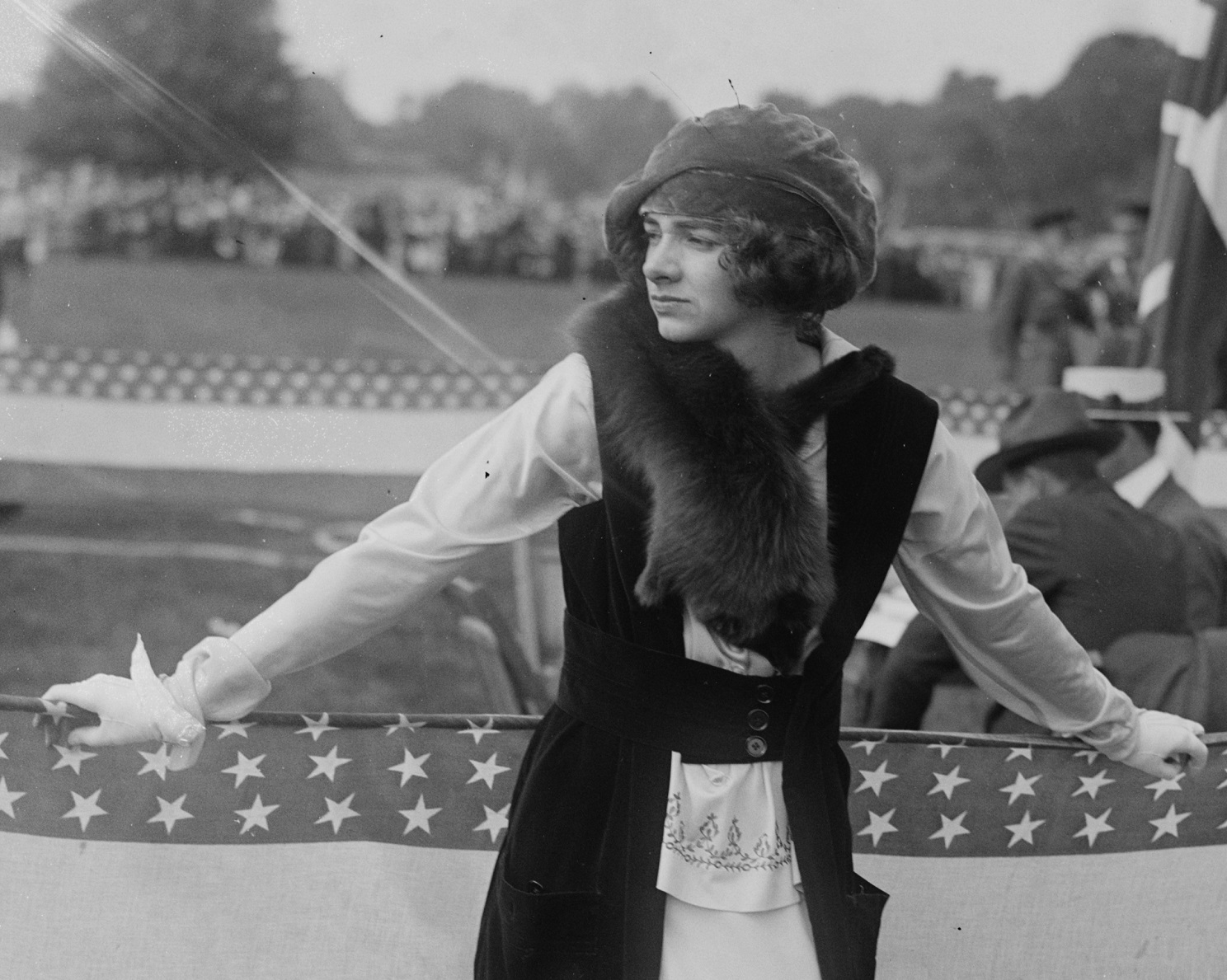 Flora Payne Whitney ,looking at side - circa 1915-1920