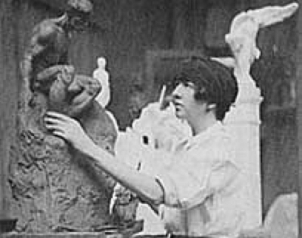 Gertrude Vanderbilt Whitney is looking some art - circa 1920