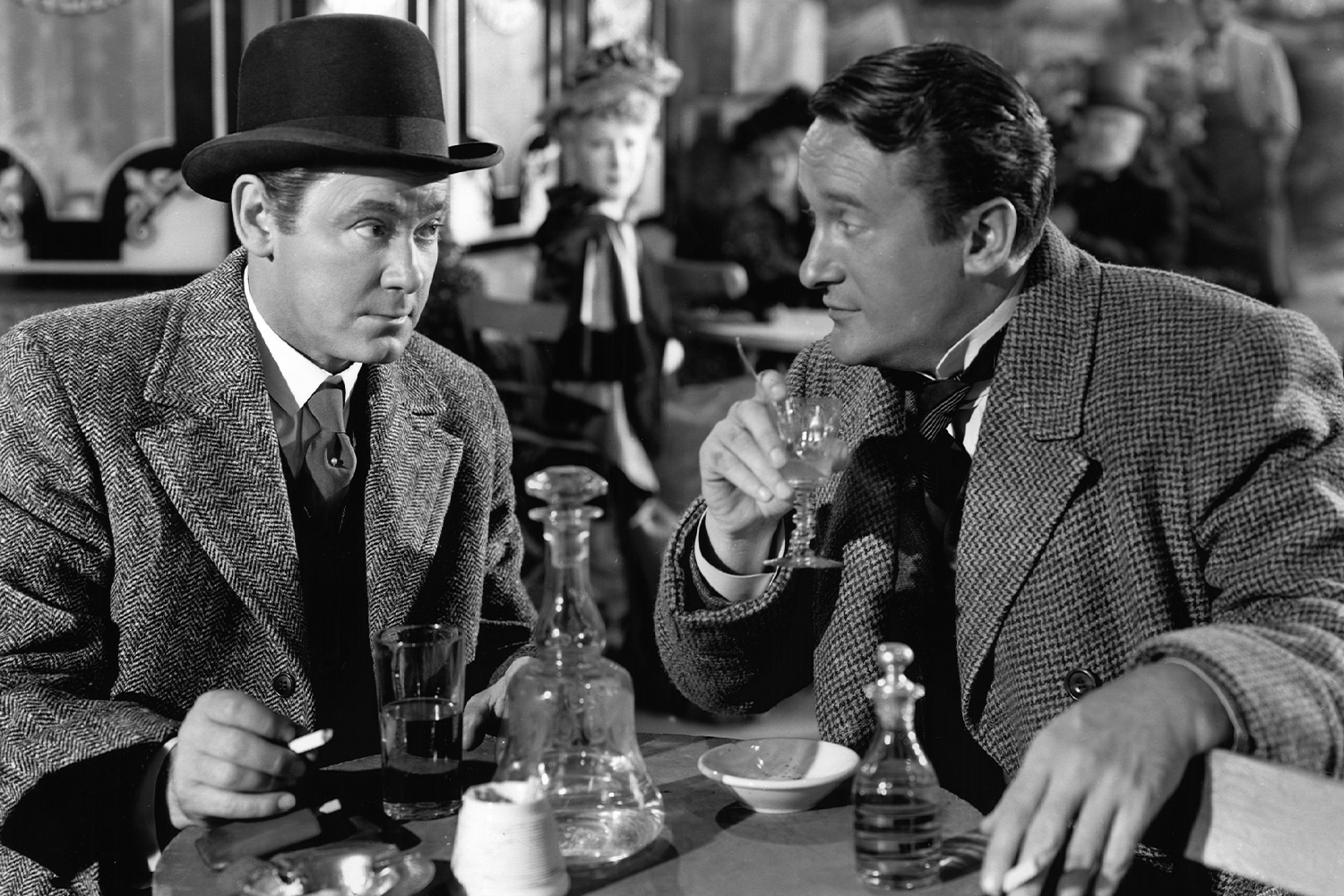 The Moon And The Sixpence Scene