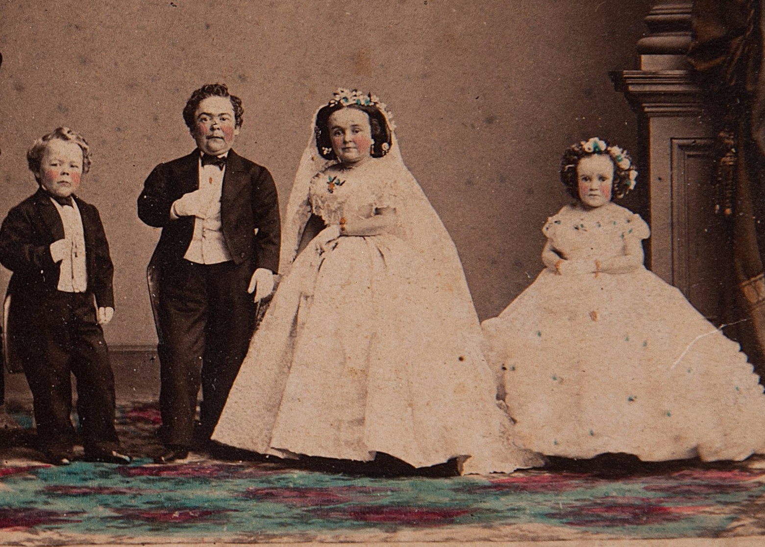 Mr. & Mrs. Genl. Tom Thumb, Commodore Nutt and Miss Minnie Warren looking at camera - 1863