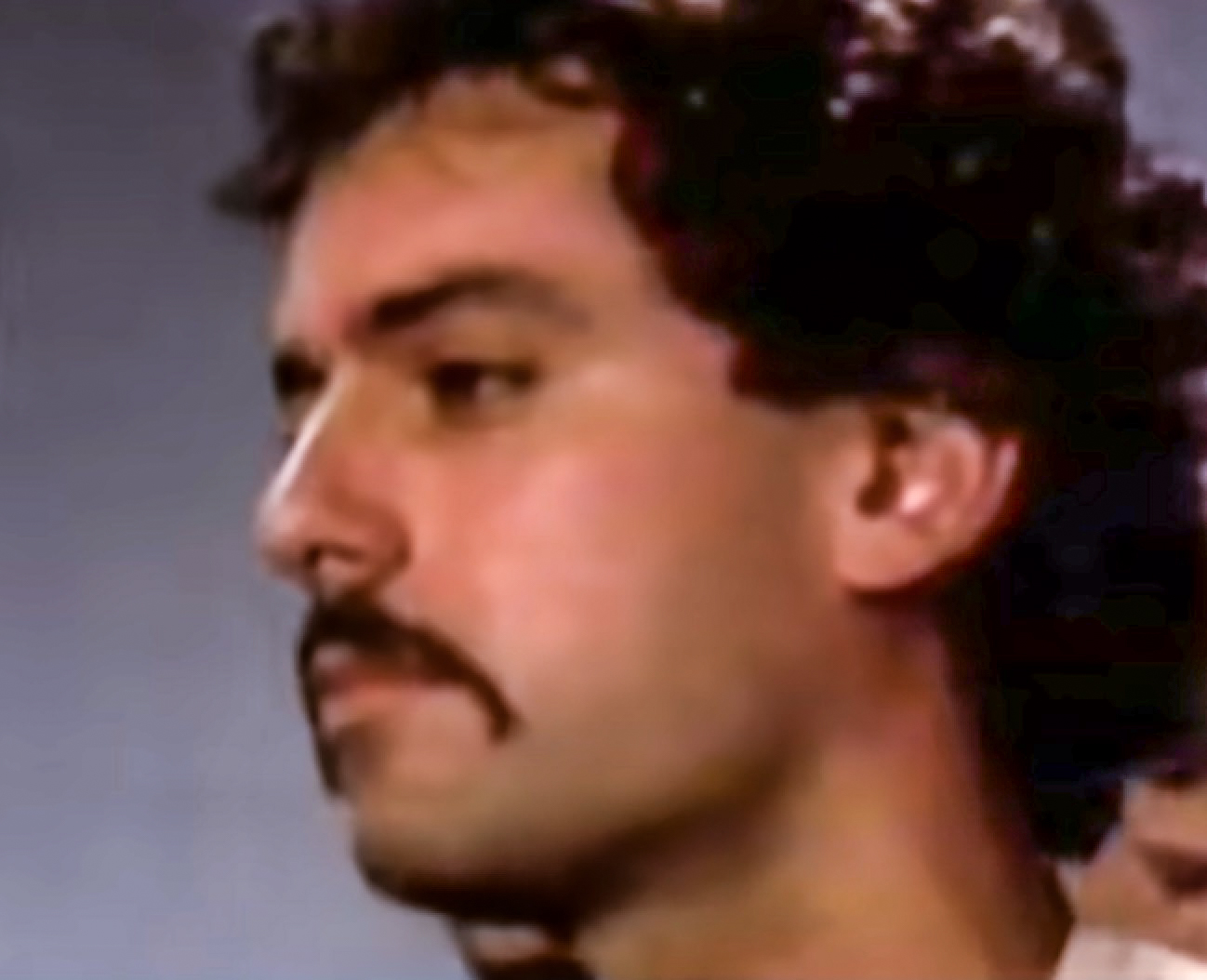 Larry Klein is looking at side - from Joni Mitchell: A Woman of Heart and Mind (2003)