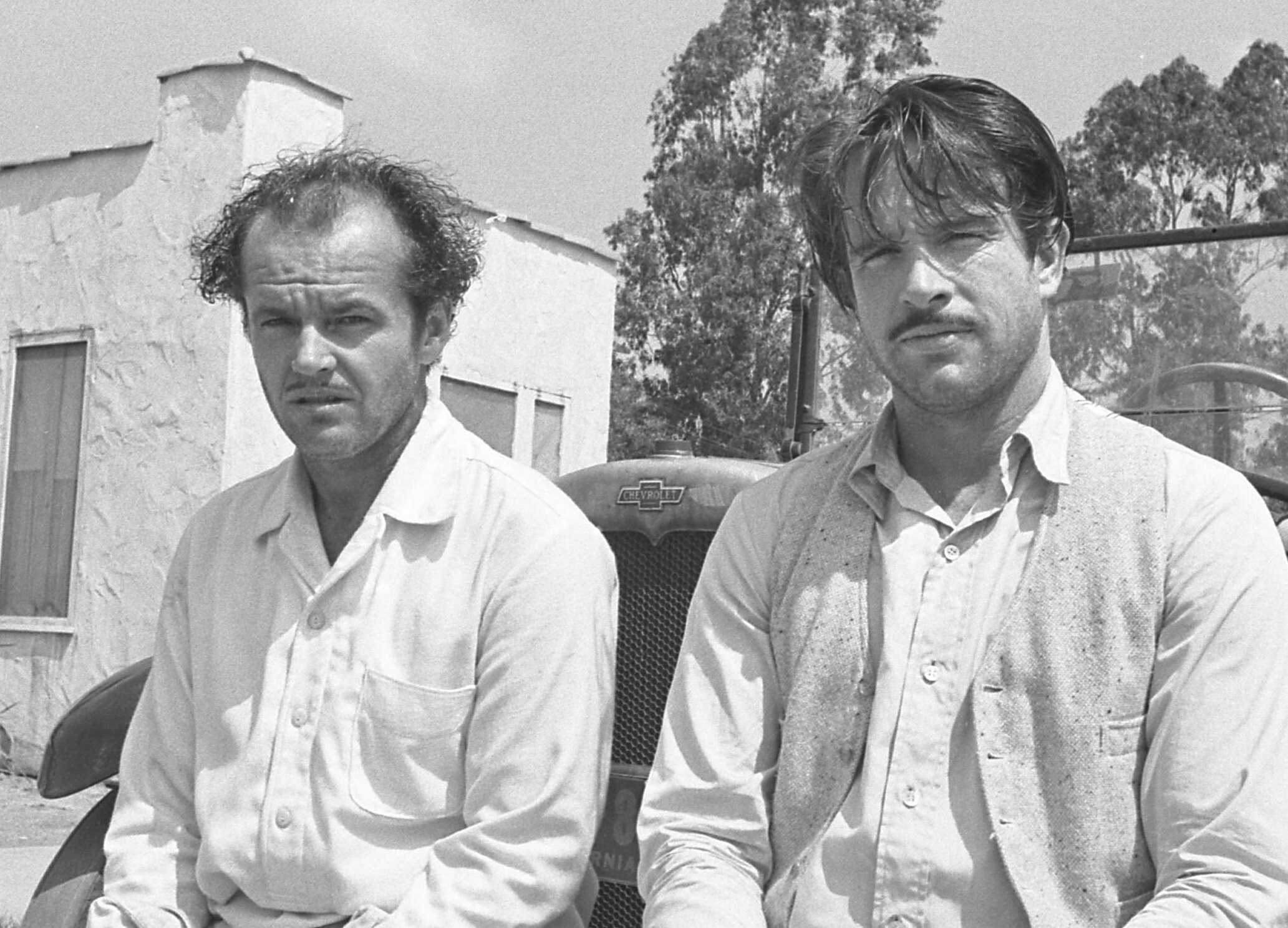 Jack Nicholson (left) and Warren Beatty on the set of 