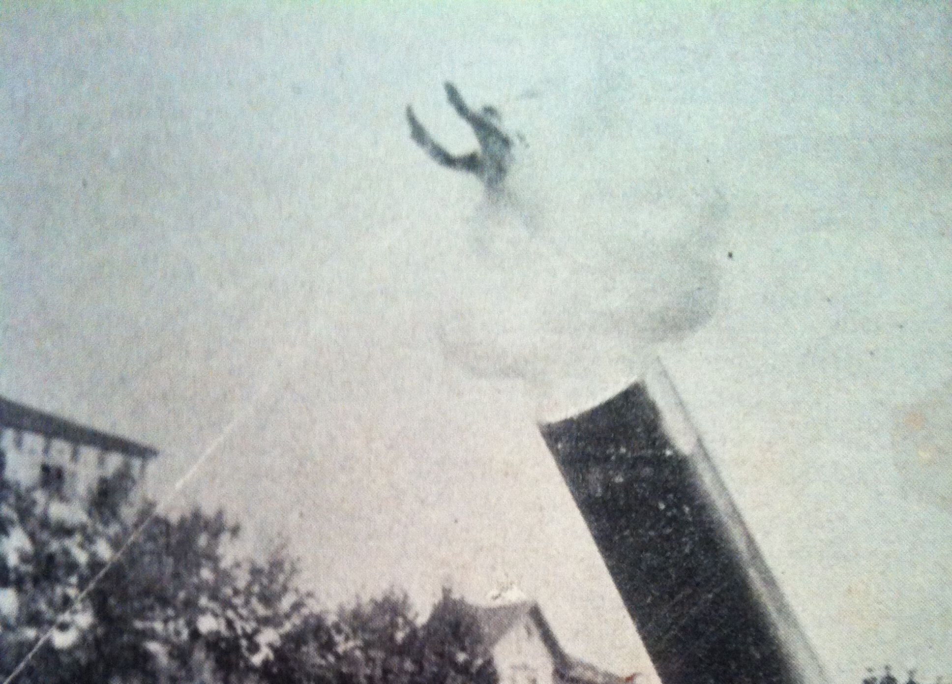 Human cannonball stunt