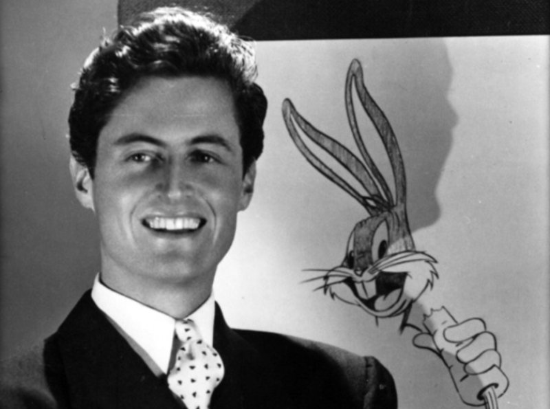 Bob Clampett alongside a painting of Bugs Bunny