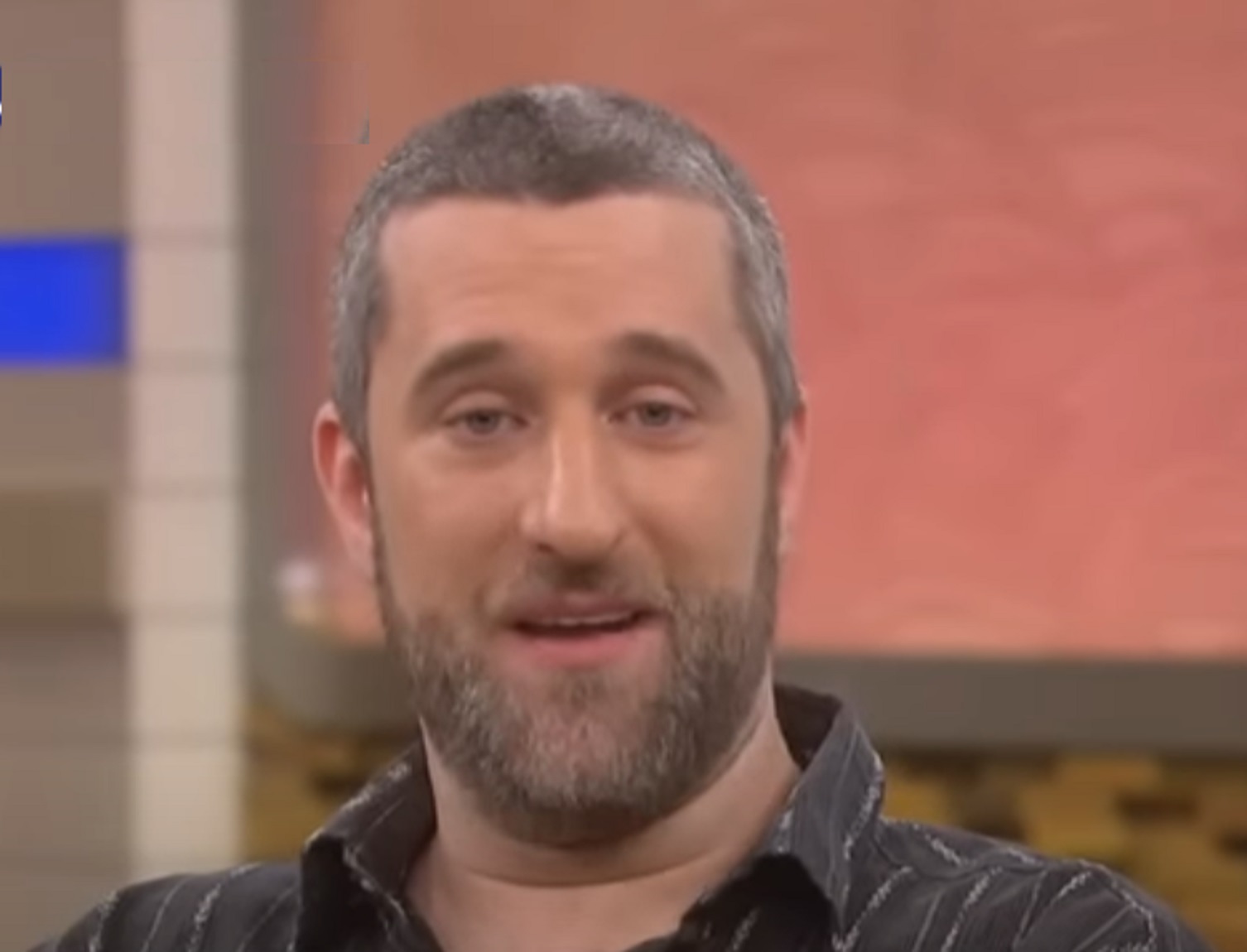 Screenshot: Dustin Diamond is talking in front of a camera - from The Dr. Oz Show (2009-2022)