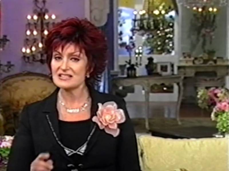 The Sharon Osbourne Show, Sharon in black suit