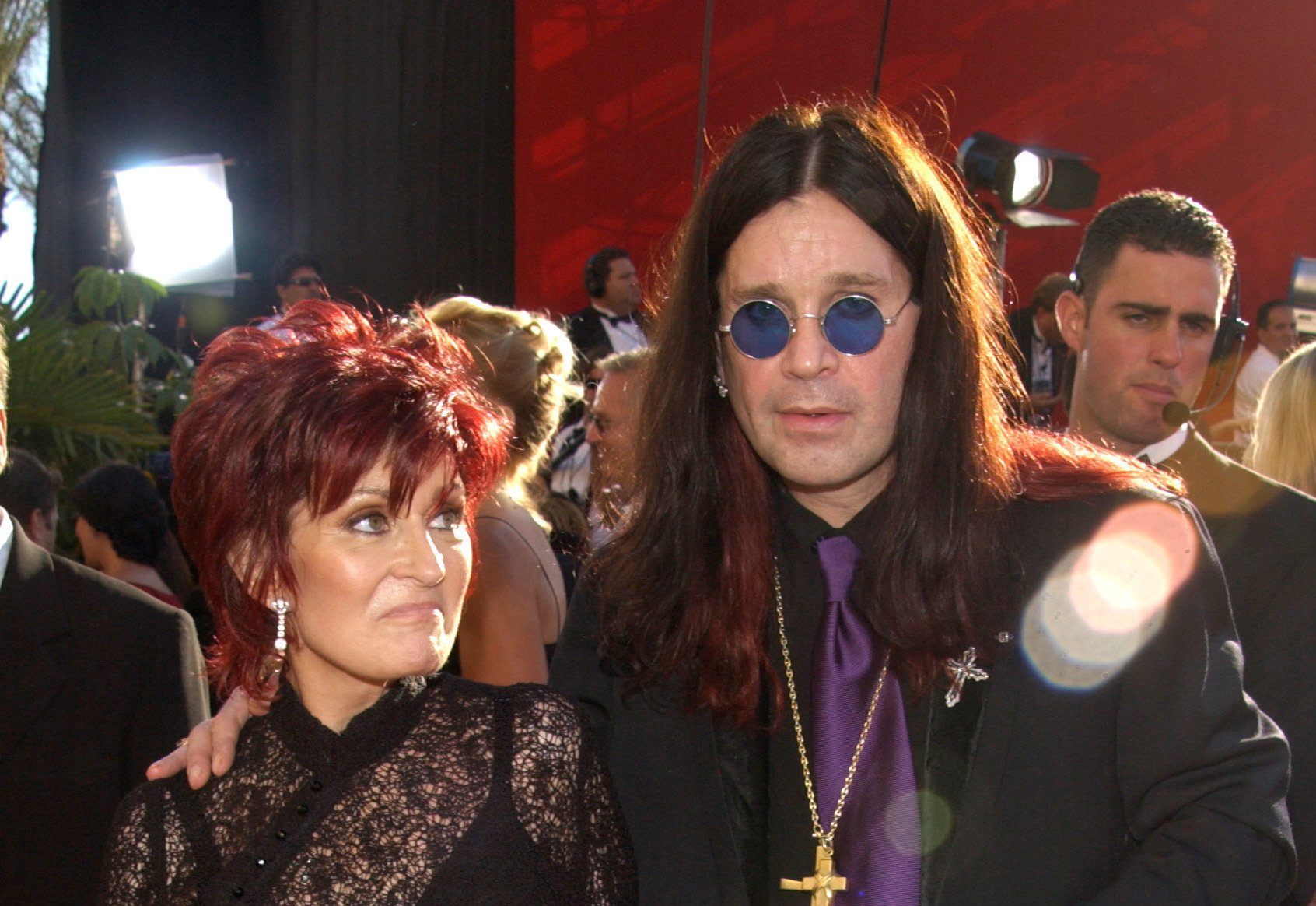 OZZY OSBOURNE & wife SHARON at the 2002 Emmy Awards in Los Angeles in black clothes