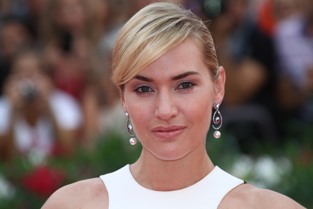Actress Kate Winslet attends 'Mildred Pierce' Premiere