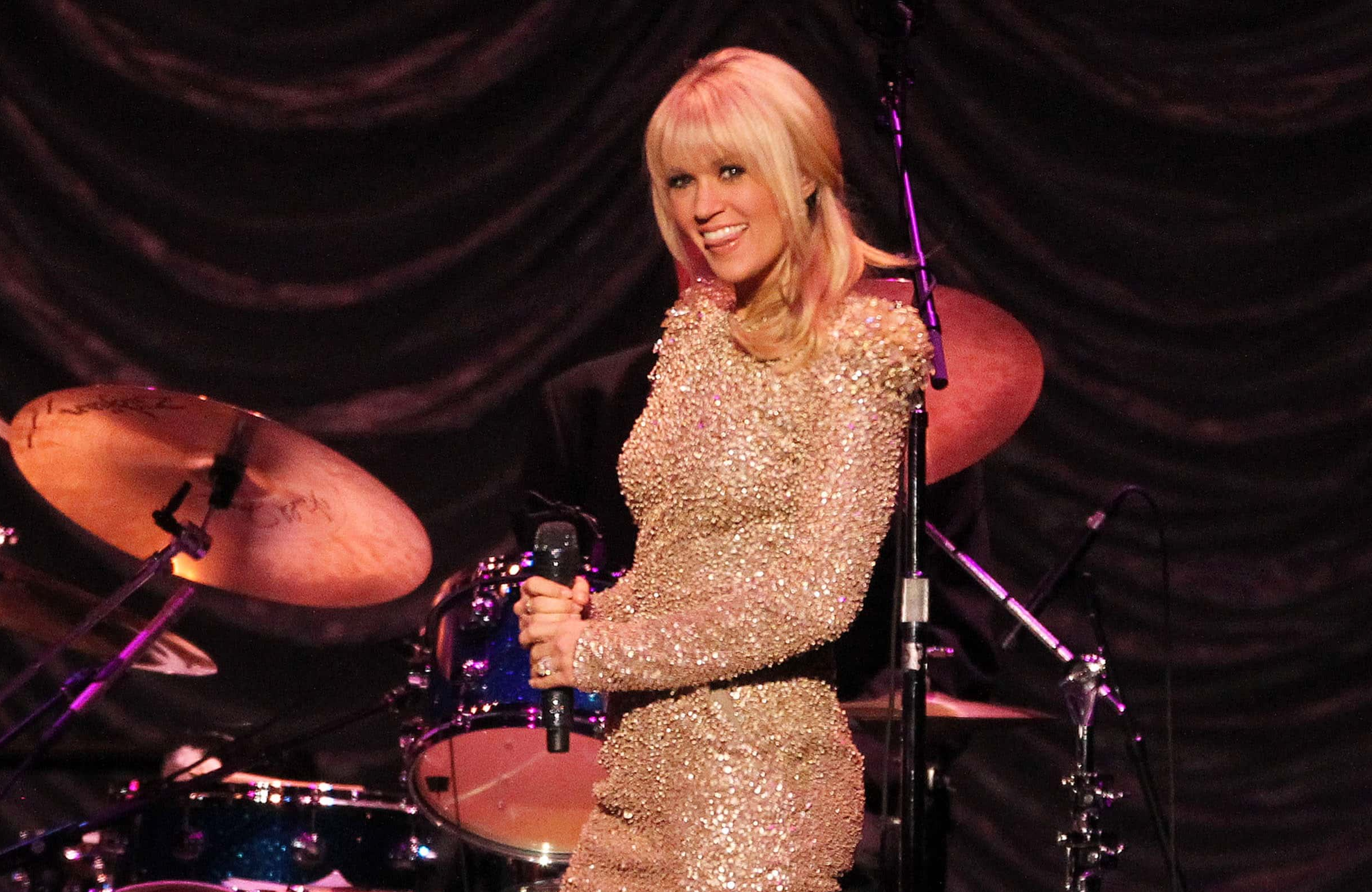 Carrie Underwood AARP's Drive To End Hunger Benefit Concert At The Staples Center