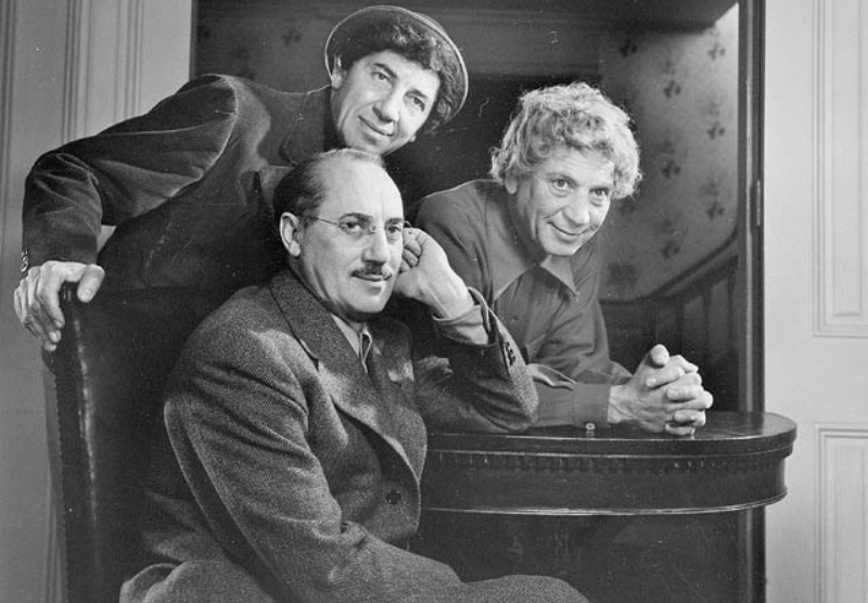 Black and white photo Marx Brothers