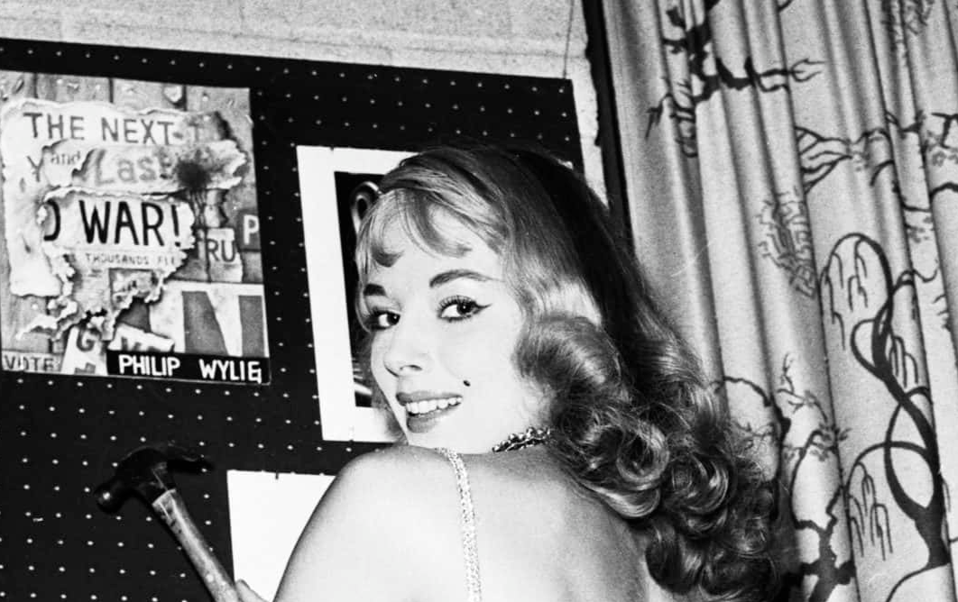 Vikki Dougan facts