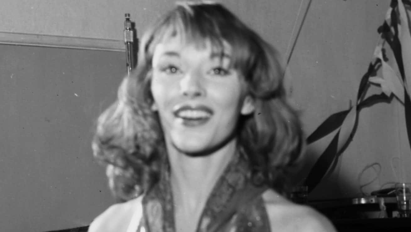 Vikki Dougan facts