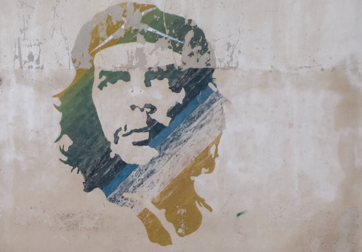 Colorful Mural of Che Guevara