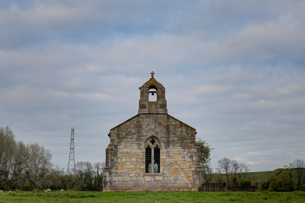Photo of a church in Towton Moor