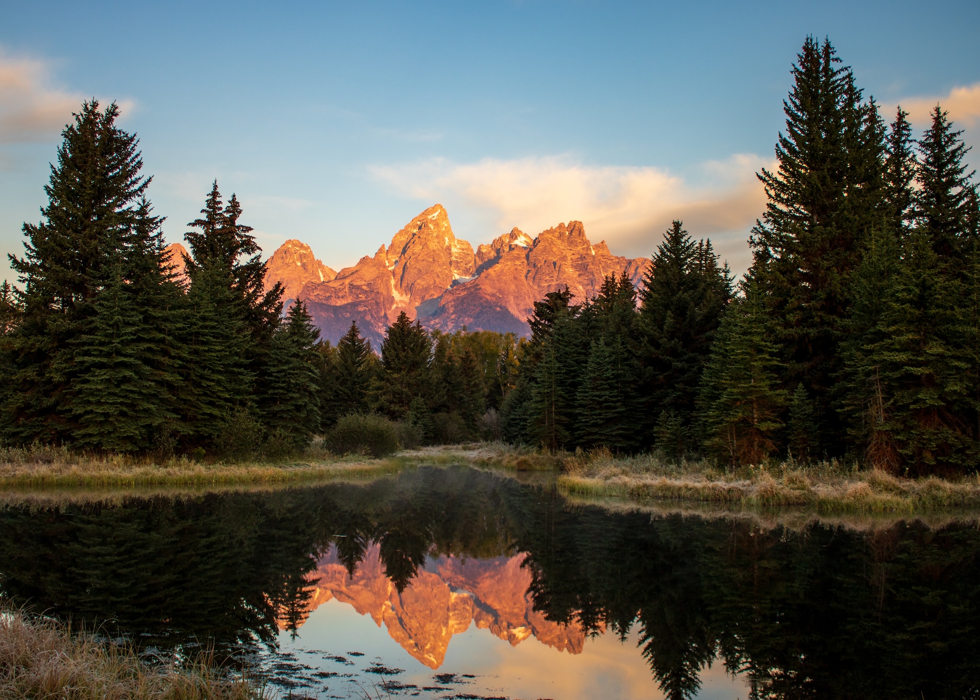 Sunrise at Schwabacher's Landing in Jackson