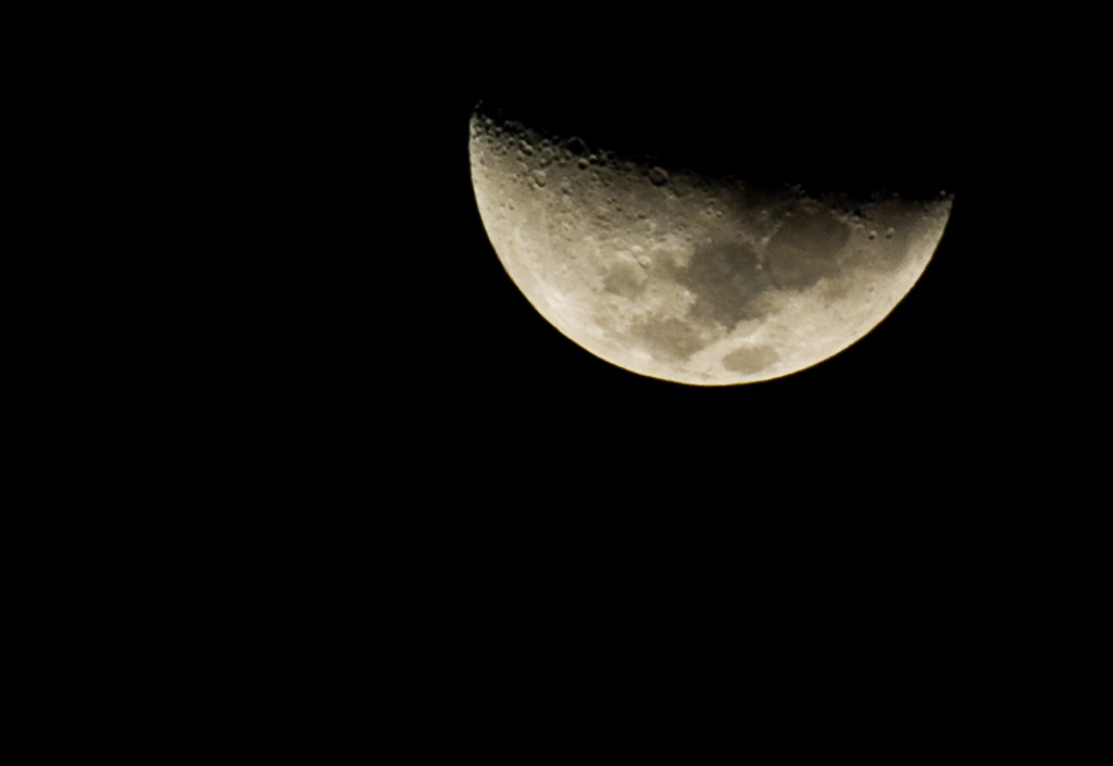 Photo Shot of the moon on a clear night with 300mm tele lens.