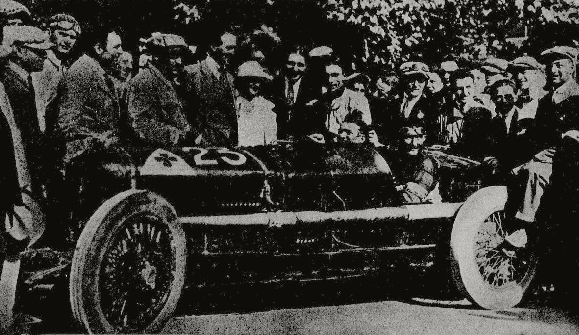 Antonio Ascari in race car
