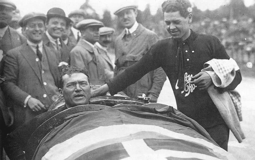 Antonio Ascari in race car