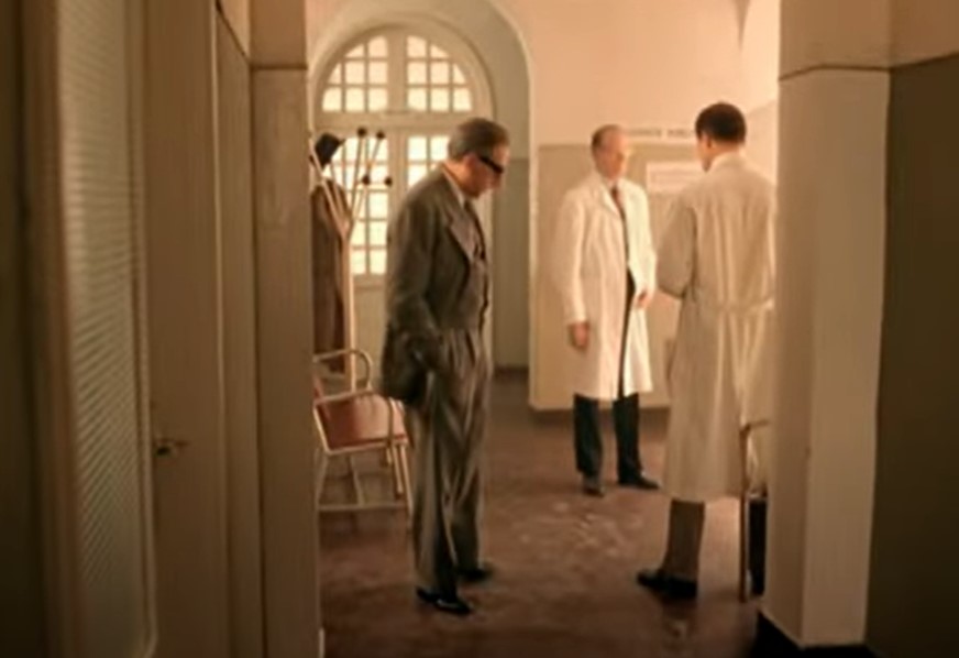 Sergio Castellitto as Enzo Ferrari