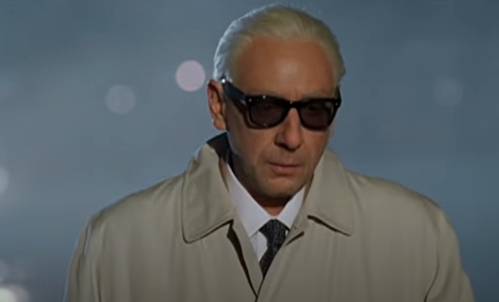 Sergio Castellitto as Enzo Ferrari