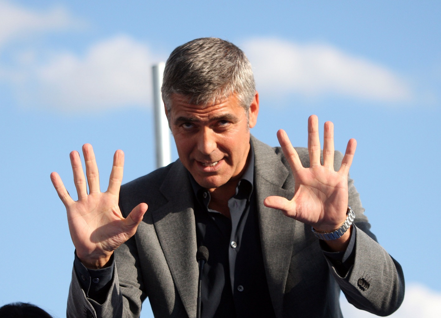 George Clooney visit a refugee camp for victims of the earthquake - Aquila, Italy - 2009