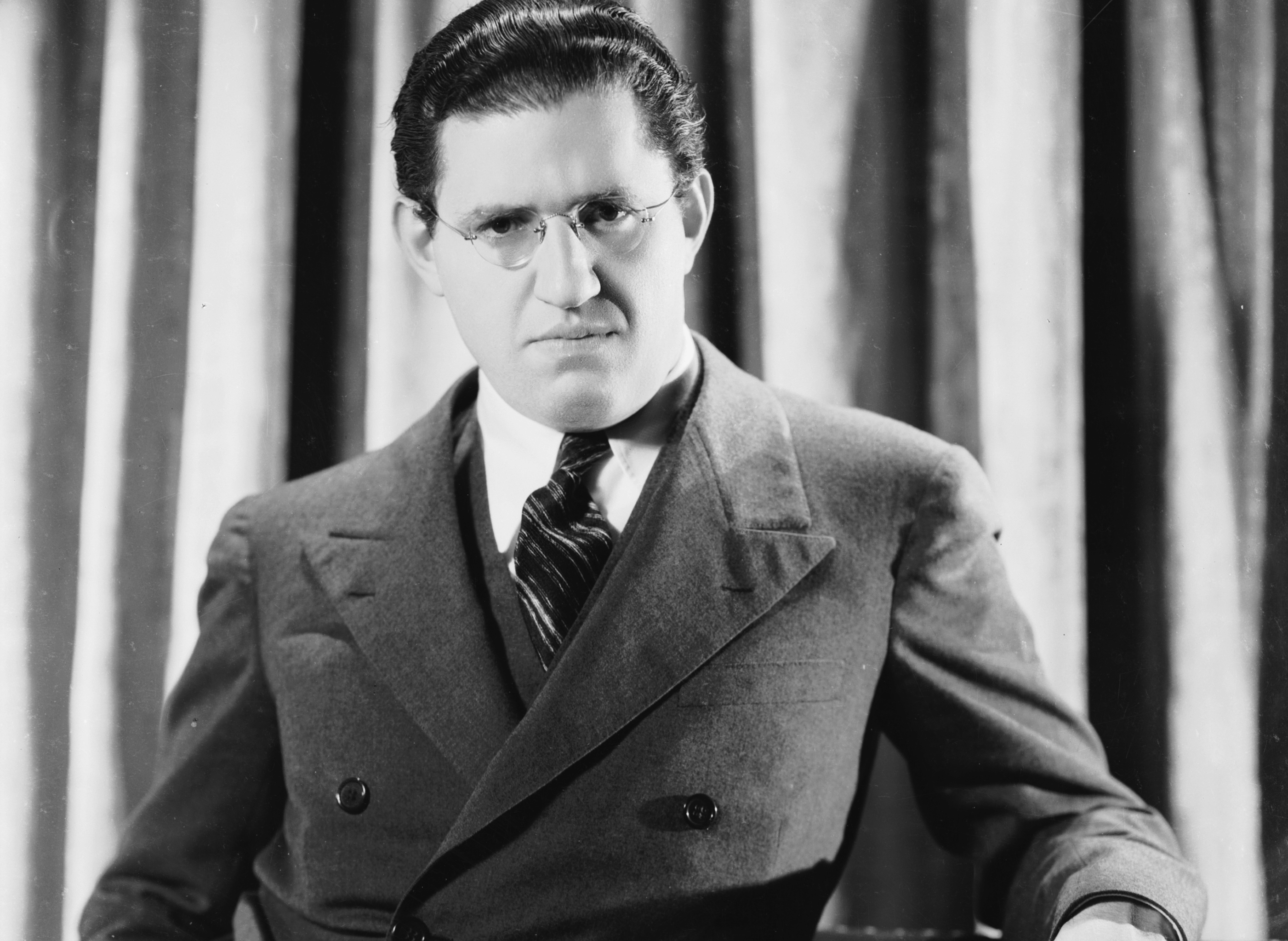 Hollywood producer David O Selznick in suit facing front