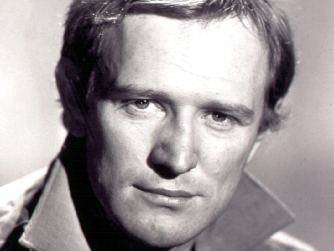 Grayscale Portrait Photo of the Actor Richard Harris