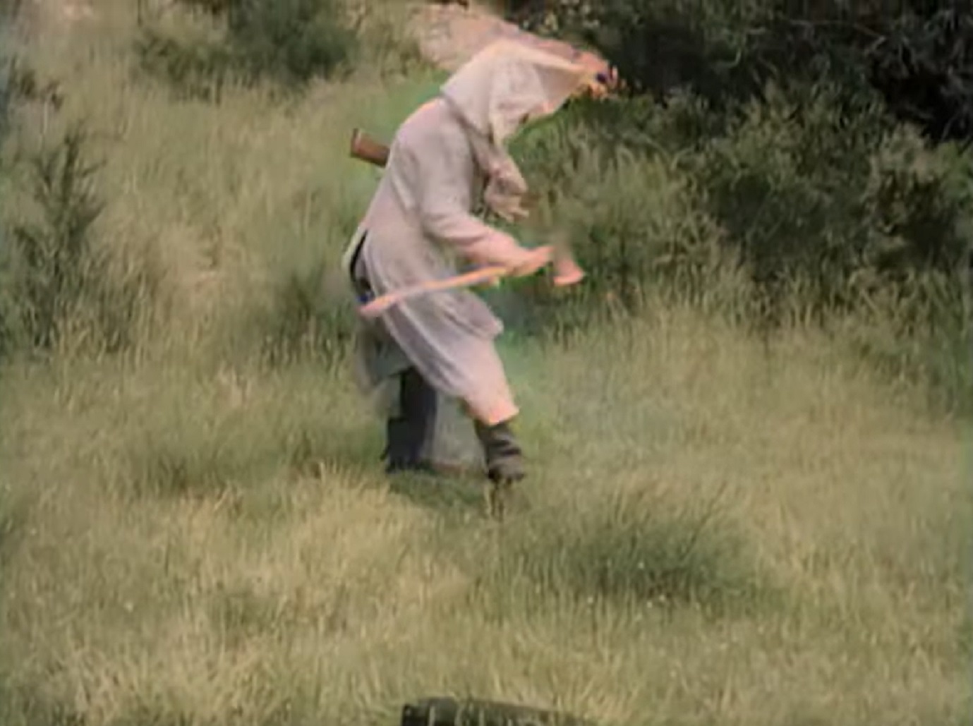 Screenshot of Black Bart (Arthur Space) running - from Stories of the Century (1954-55)