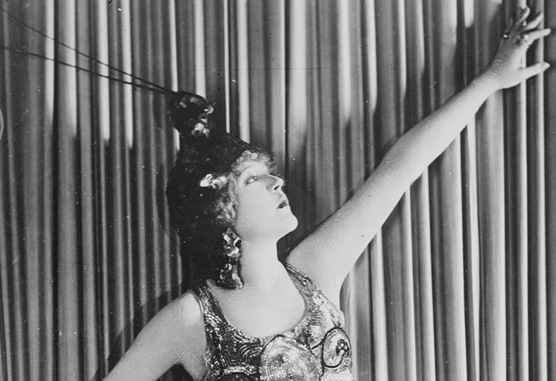 Mae Murray Facts