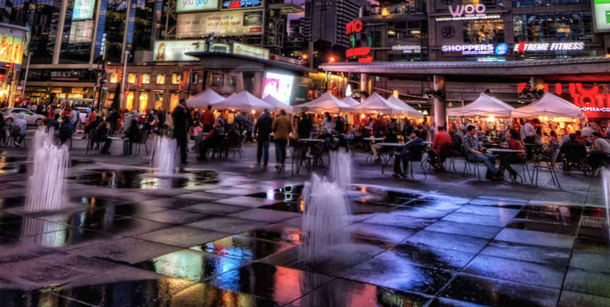 Toronto Yonge-Dundas Square