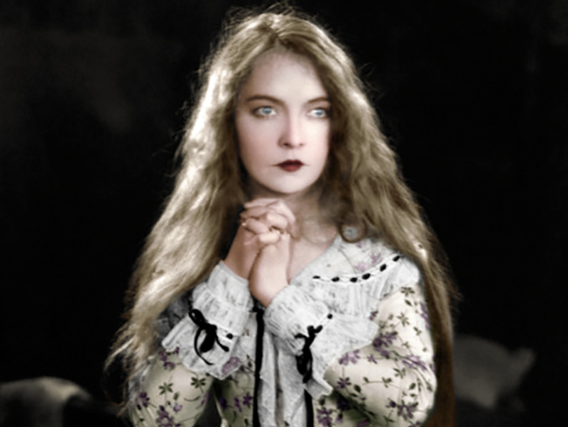 Colored image of Lillian Gish looking at the camera