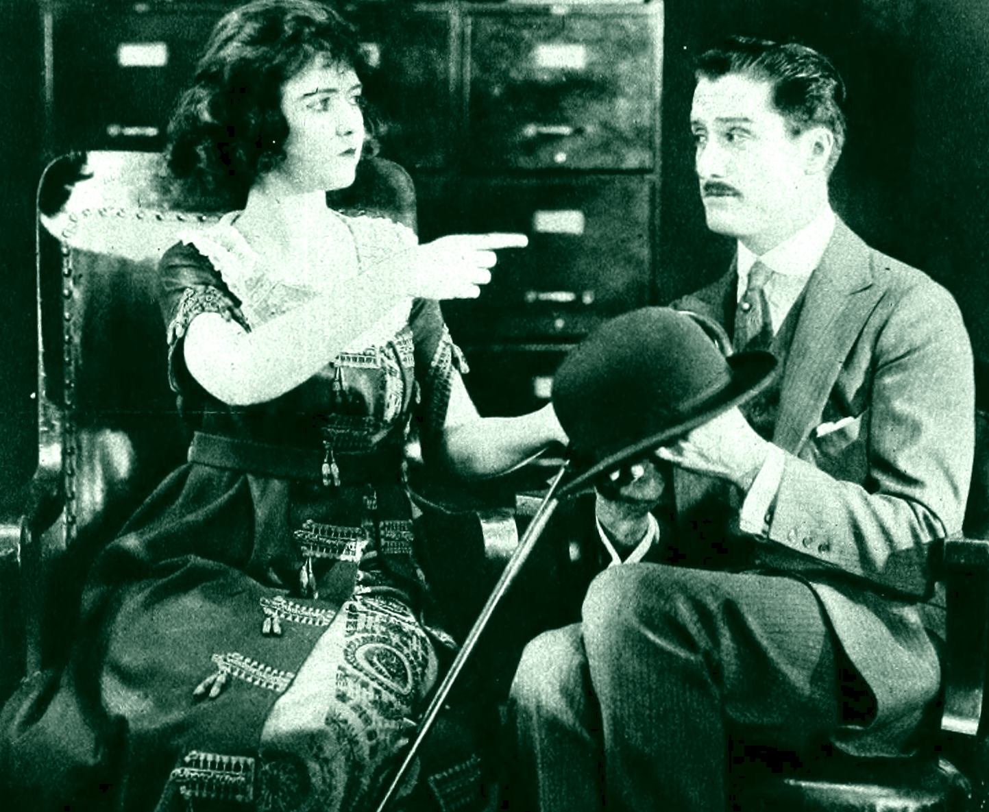 Dorothy Gish And James Rennie In “Remodeling A Husband”