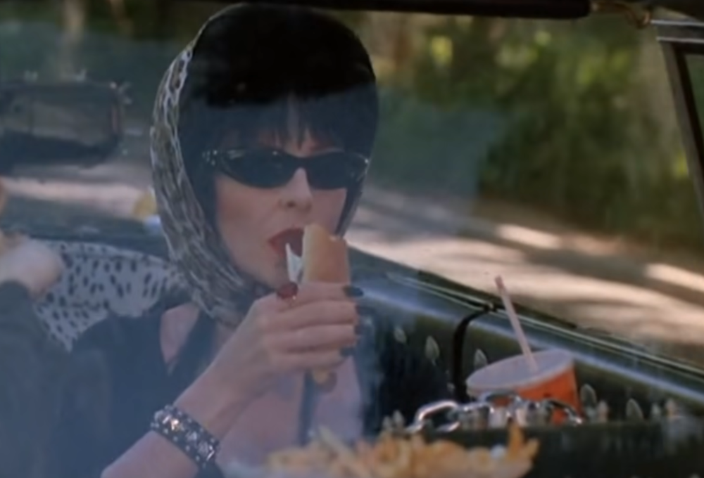 Elvira: Mistress of the Dark (1988)