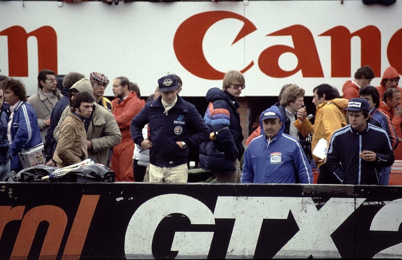 Niki Lauda in blue jacket