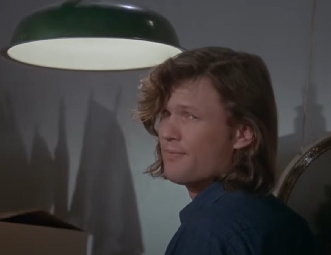 Screenshot of Kris Kristofferson looking at side from - Cisco Pike (1971)