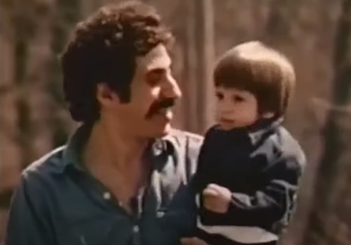 Screenshot from the American documentary television series Behind the Music: Jim Croce (1997-)