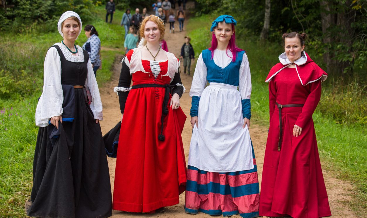 Winter In Middle Ages 