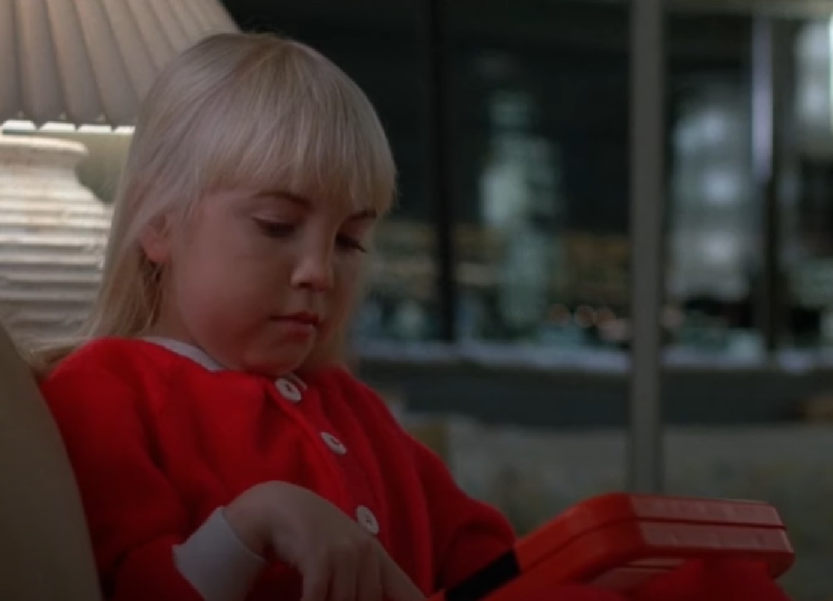 Screenshot of Heather O'Rourke from - Poltergeist III (1988)