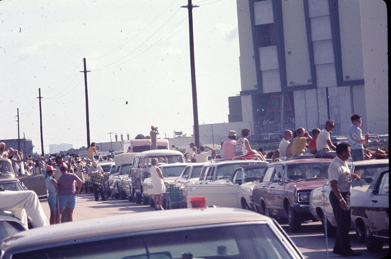 Apollo 11 spectators