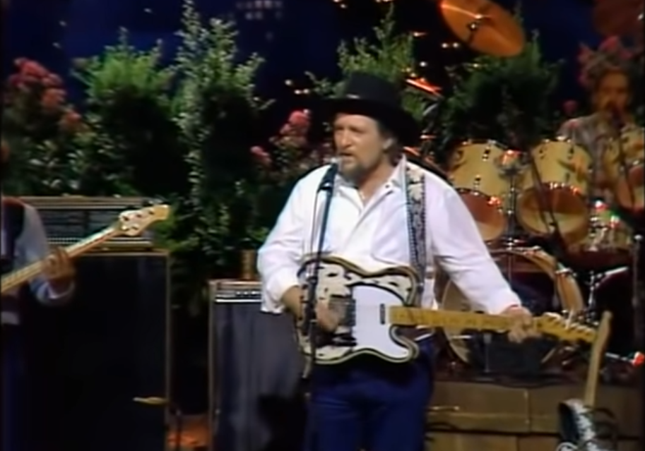 Waylon Jennings on stage