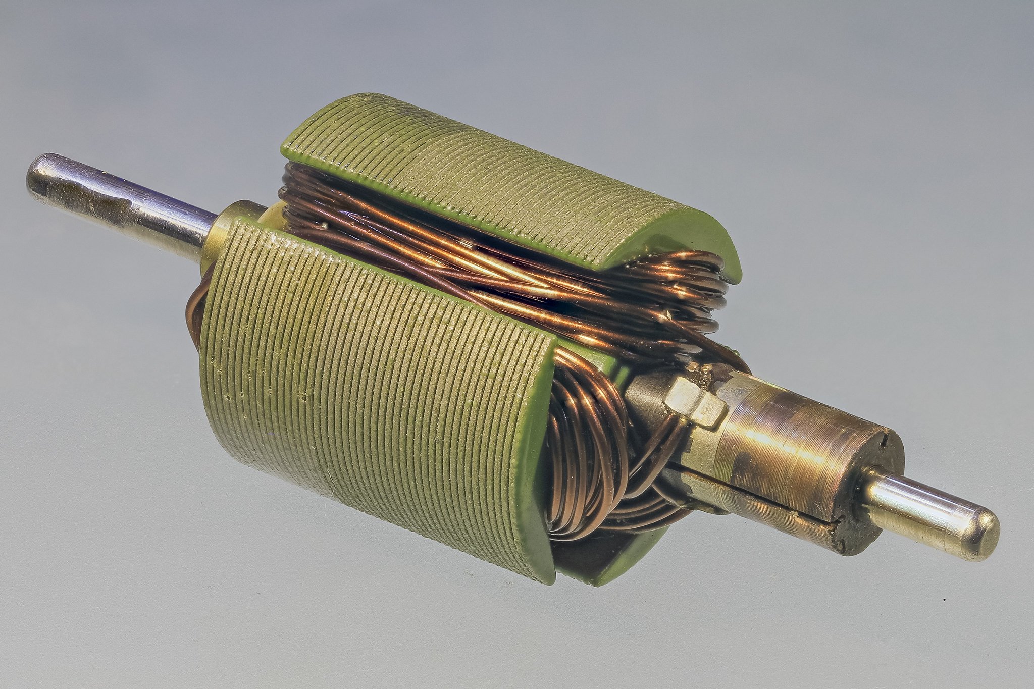 Direct current electric motor