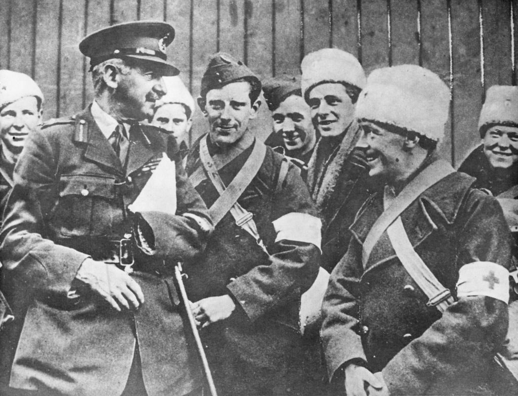 Army officer Adrian Carton de Wiart with a special unit