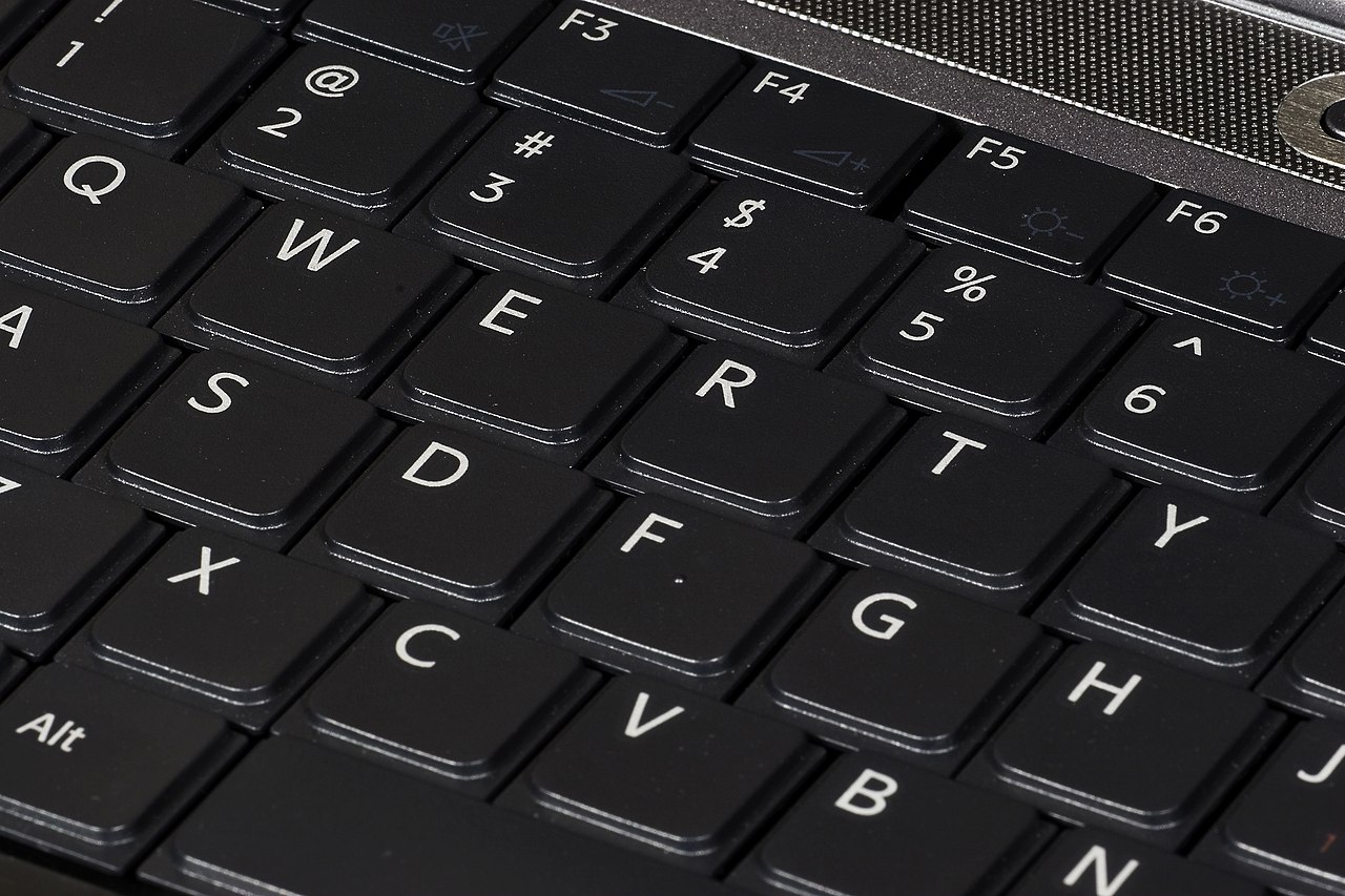Qwerty type Keyboard