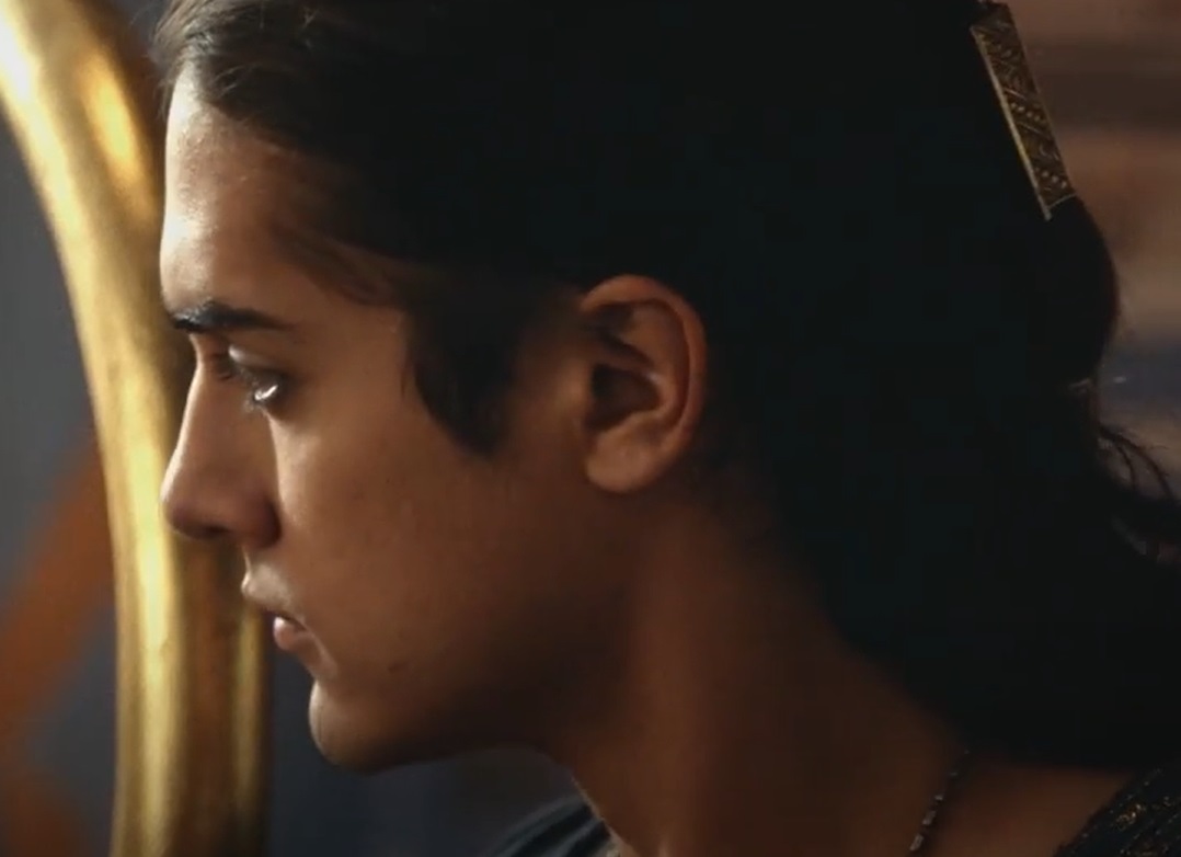 Screenshot from the Canadian-American miniseries Tut (2015)