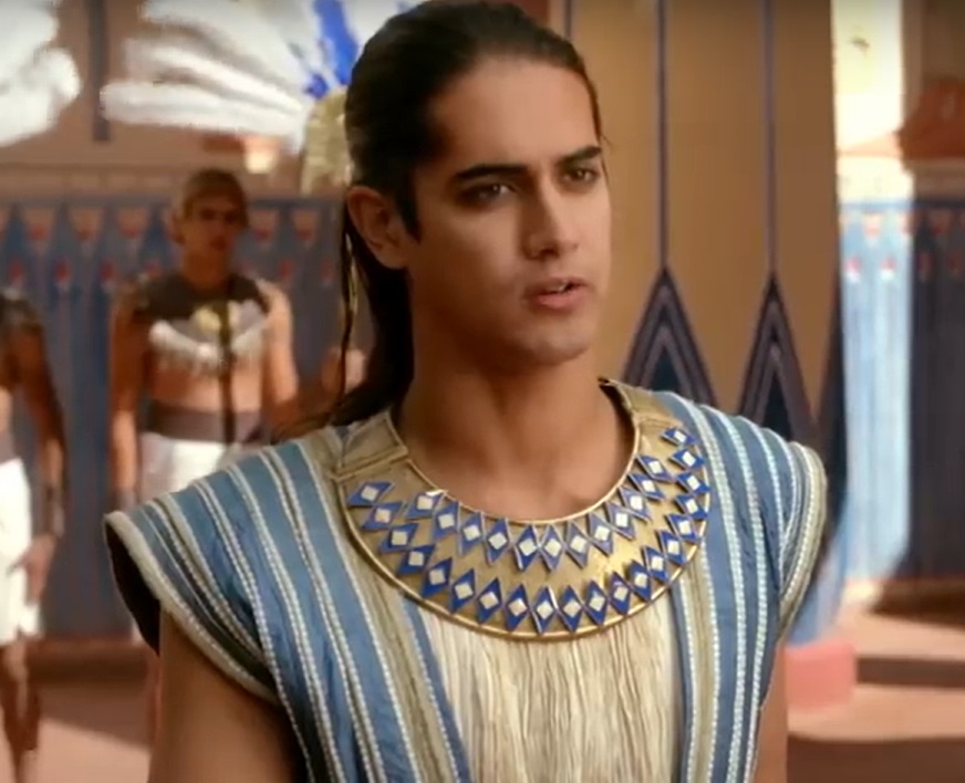 Screenshot from the Canadian-American miniseries Tut (2015)