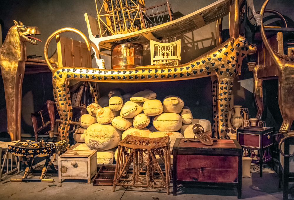King Tut tomb and treasures at the Tutankhamun exhibition
